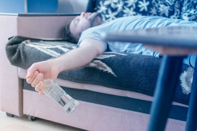 Вывод из запоя в Ракитном